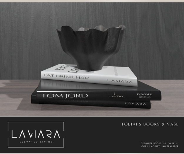 LAVIARA - Tobiahs Books & Vase