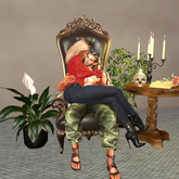 IW Cuddle Throne Brown Leather