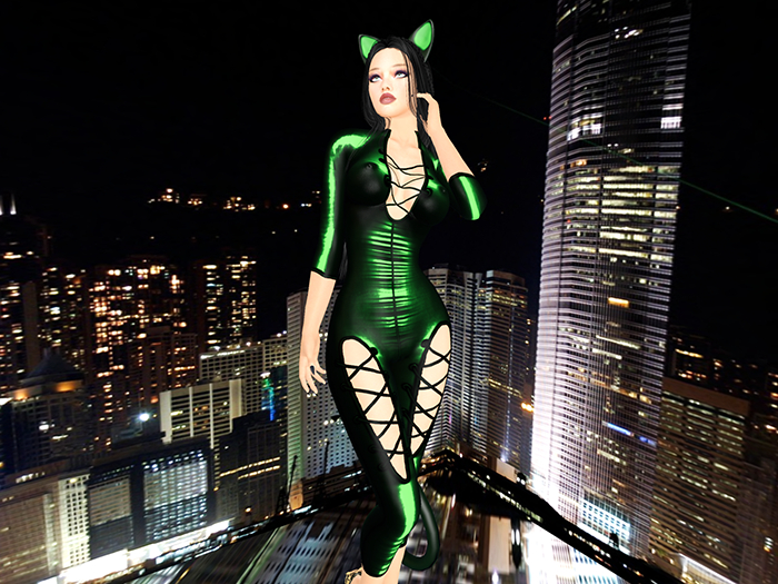 Clandestine kitty green boxed