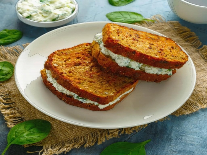 EGG SALAD SANDWICH