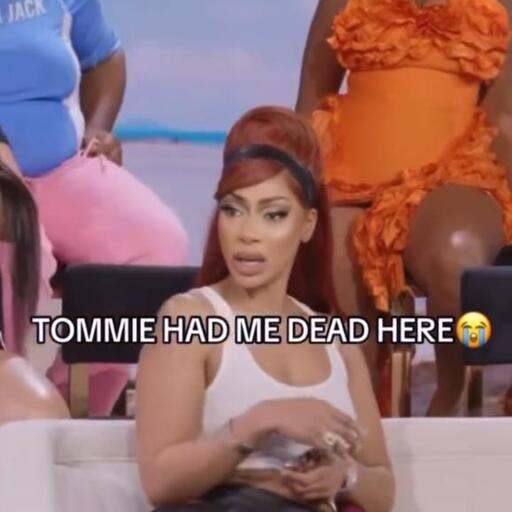 Tommi - Bonnet Gesture