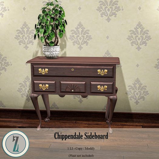 [Zaida!] boxed Chippendale Sideboard