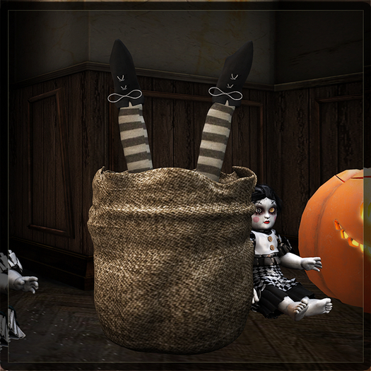 .:Bee Designs:.ToT Gacha 2-Candy sack with legs