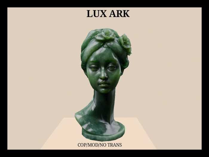 LUX ARK - Jade Bust