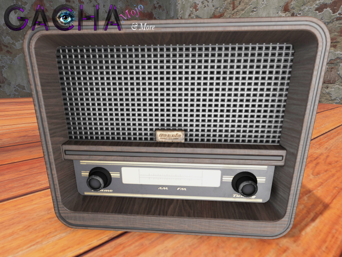21 Why Not Carnaby Street Retro Radio
