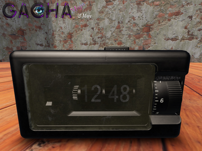 23 Why Not Carnaby Street Retro Radio Clock