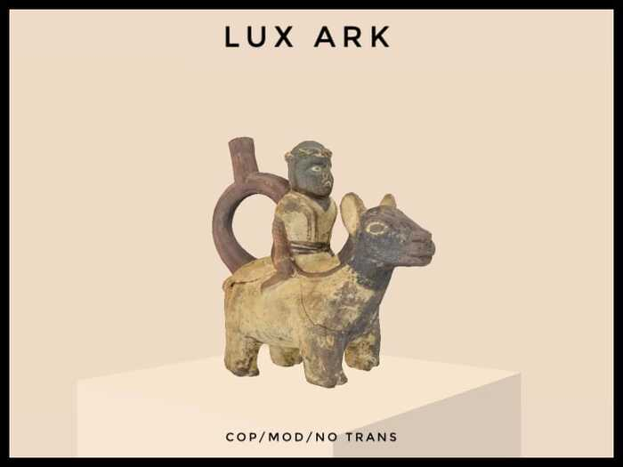 LUX ARK - Peruvian Moche Vassel