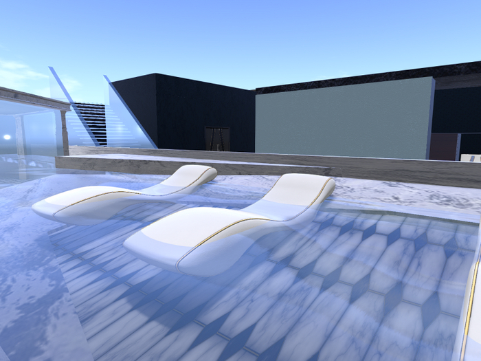 Pool Lounger pg