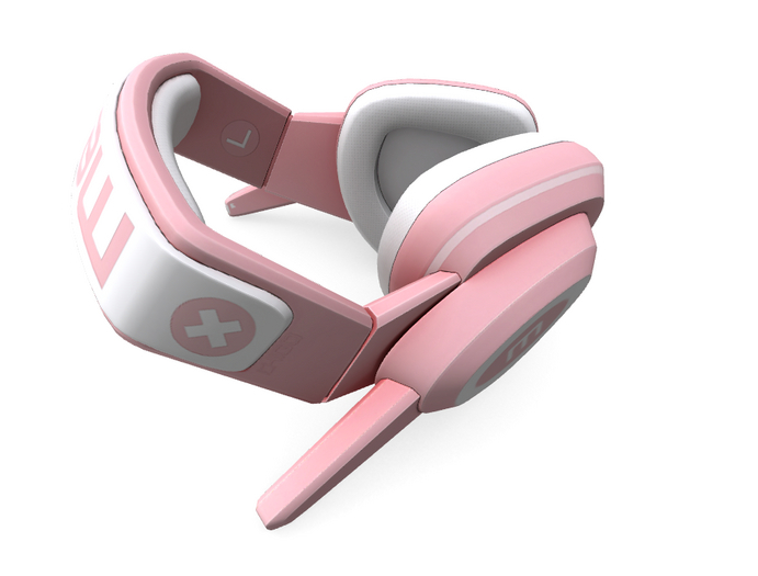 15. BAMSE : Ichigo - Headphones