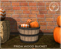 *Frida* Wood Bucket with pumpkins B - Dreamscapes Decor
