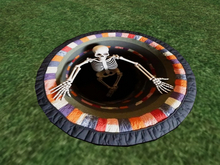 TM Round Halloween Skeleton Rug