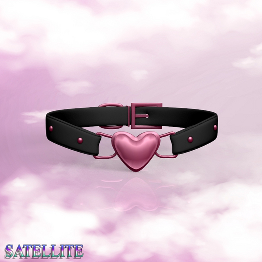 Gold Heart Collar