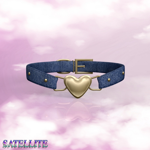 Gold Heart Collar
