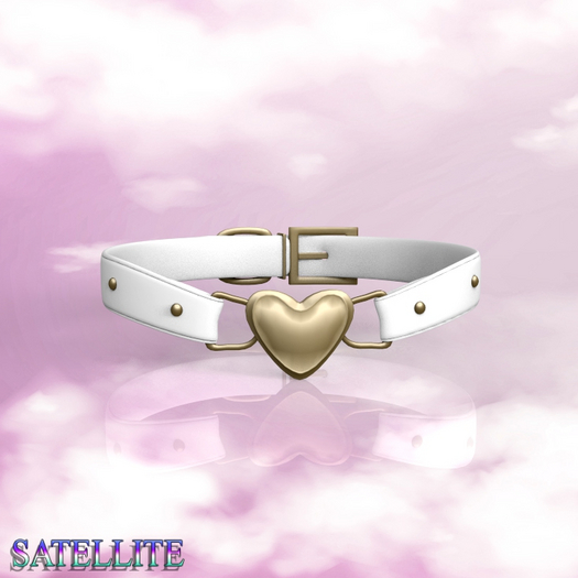 Gold Heart Collar