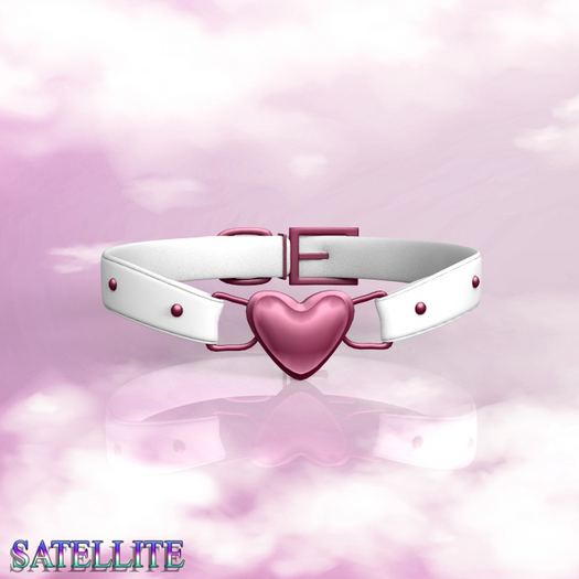 Gold Heart Collar