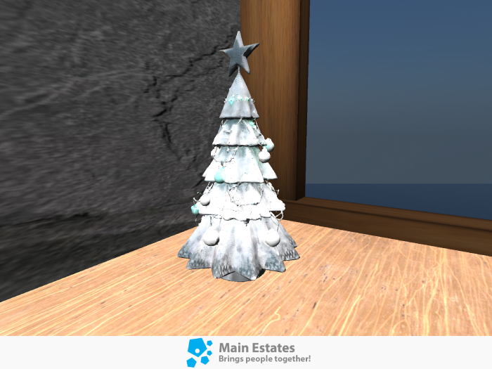 Frosted Silver Christmas Tree [2]
