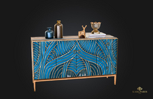 Meuble Art Déco avec accents dorés