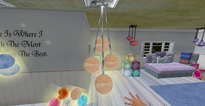 ALMOST FREE! WHIMSY CREAM PENDANT QUAD LAMP LIGHT-9 PRIMS