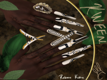 [KWEEN] Gold Lines Nails (XL Coffin)