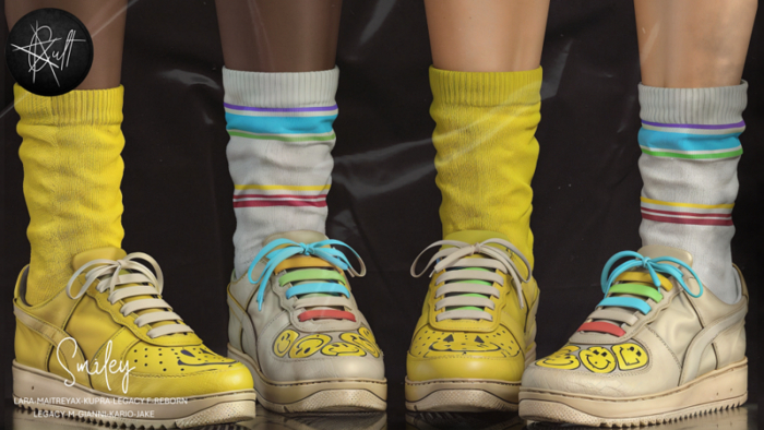 : CULT : Smiley Sneakers FatPack