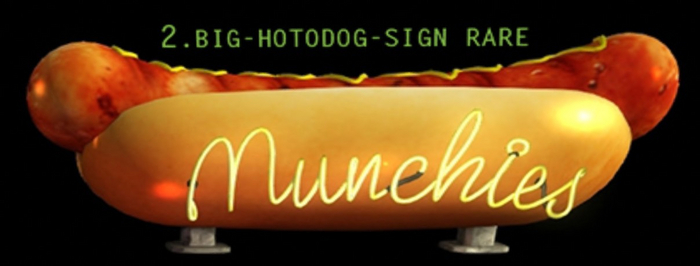 02 .BIG-HOTODOG-SIGN RARE