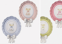 Dahlia - Snowbound - Champs Frames - Multi Color 