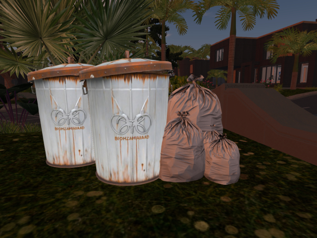 Trash can