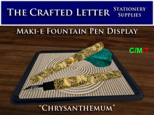 Maki-e Chrysanthemum Pen Display