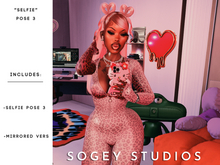 [SS] F Selfie Pose 3