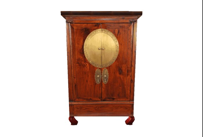 Chinese chest bronze front, dragon top