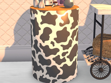 Spotted Table [MOO Coffee] (Cute Cow)