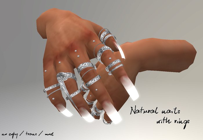 Natural nails with rings