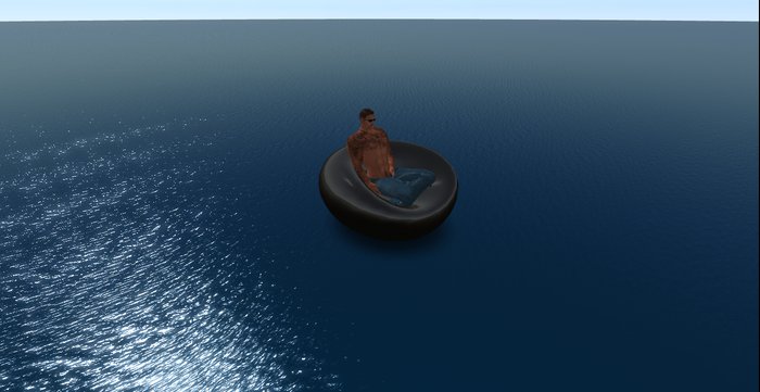 RIVIERA LUXURY PUFF black