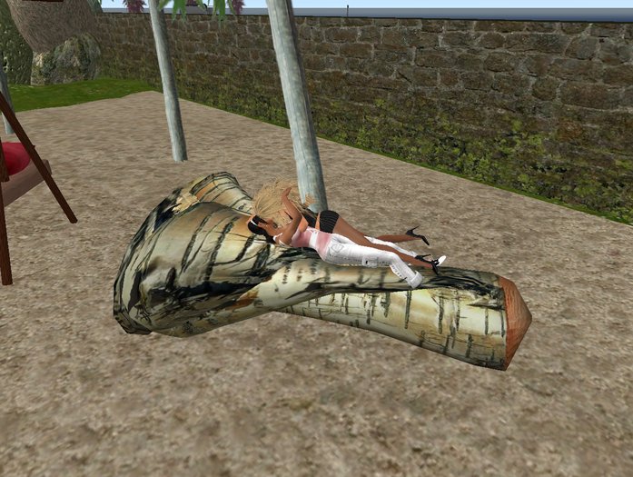 Sculpted Trank with Poseballs