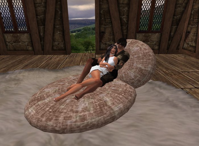 Fancy Cuddle Cushion Burlap