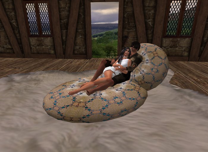 Fancy Cuddle Cushion Teal Chain