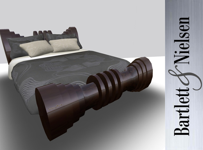 Deco Tech Silver Bed 8.8 - 290 Couple Poses