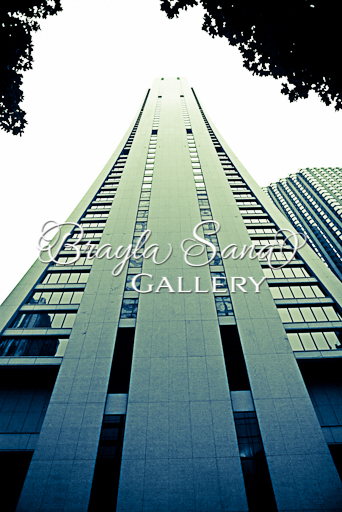 [br] Blue Green Chase Building