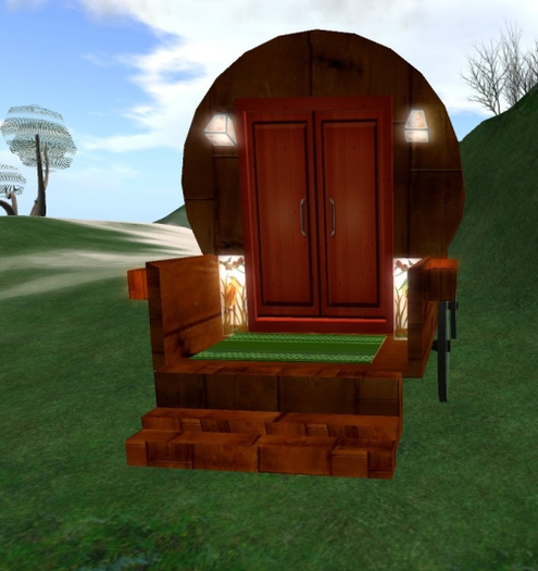 Gypsy Vardo Wood w/green rug pack