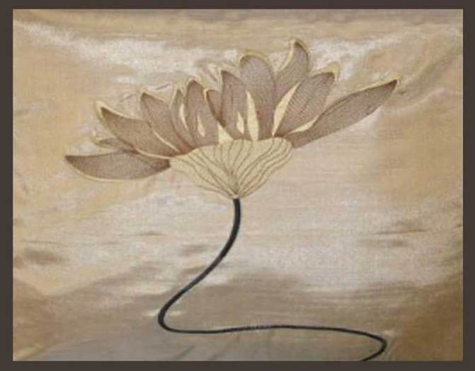 CaraZhan - Daisy Rug ( Boxed )