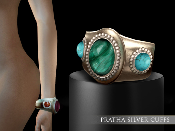 Zaara : Pratha silver cuff *malachite*
