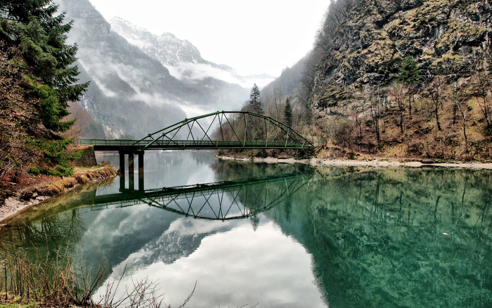Great poster texture mountain lake reflection 2560x1600