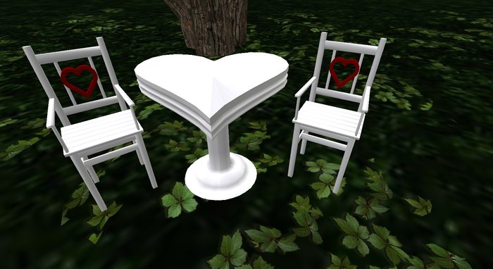 Heart table And Chairs (White And Red)