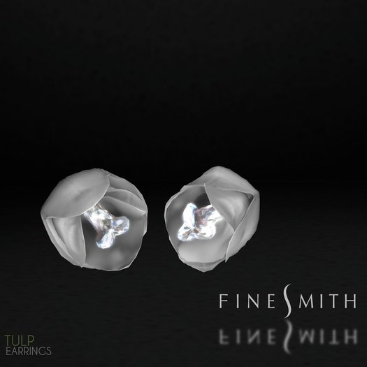FINESMITH- Tulp-earrings white 