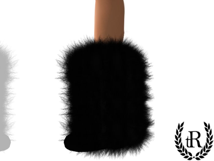 The Rove -  Fluffy boots black