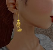 DD Linked Hearts Earrings Gold