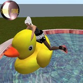 Giant Rubber Ducky Animated- All viewers