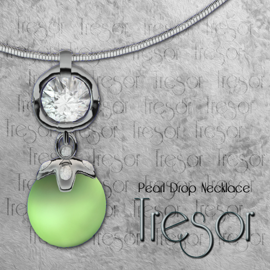 ::Tresor::  Pearl Drop Necklace, Mesh (Silver, Green) 