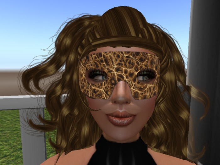 Steampunk Mask - Golden Scales