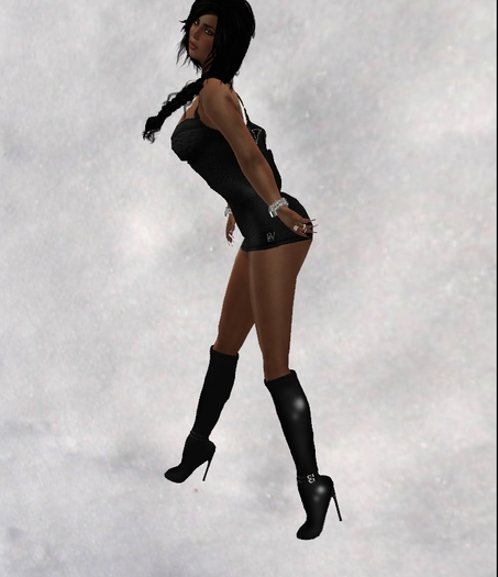 Black Latex Vero Boots & Rucaa Sack